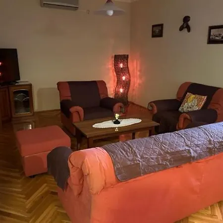 Mira Apartment
